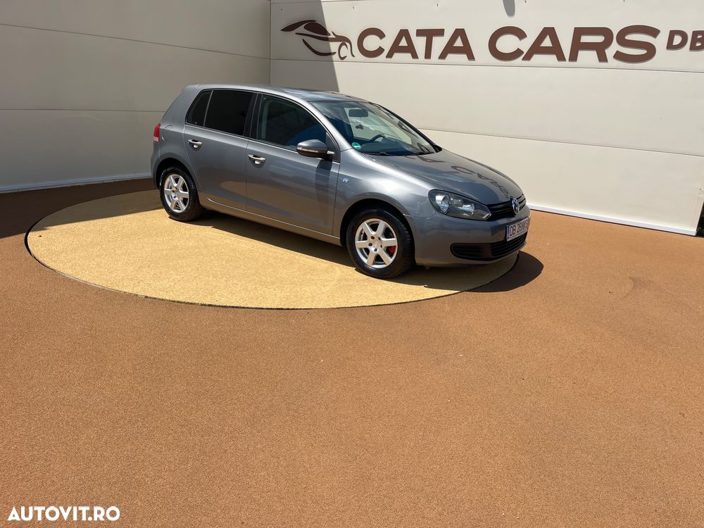 Volkswagen Golf - 22