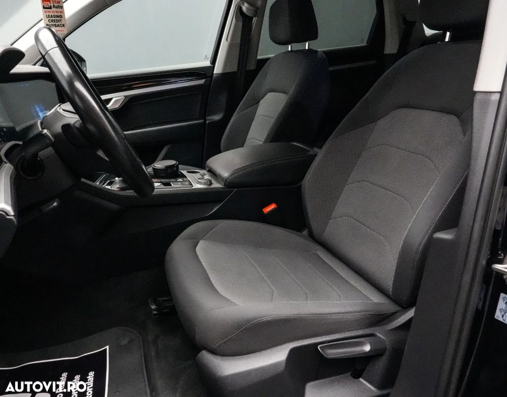 Volkswagen Touareg 3.0 V6 TDI SCR 4Motion Automatik - 14