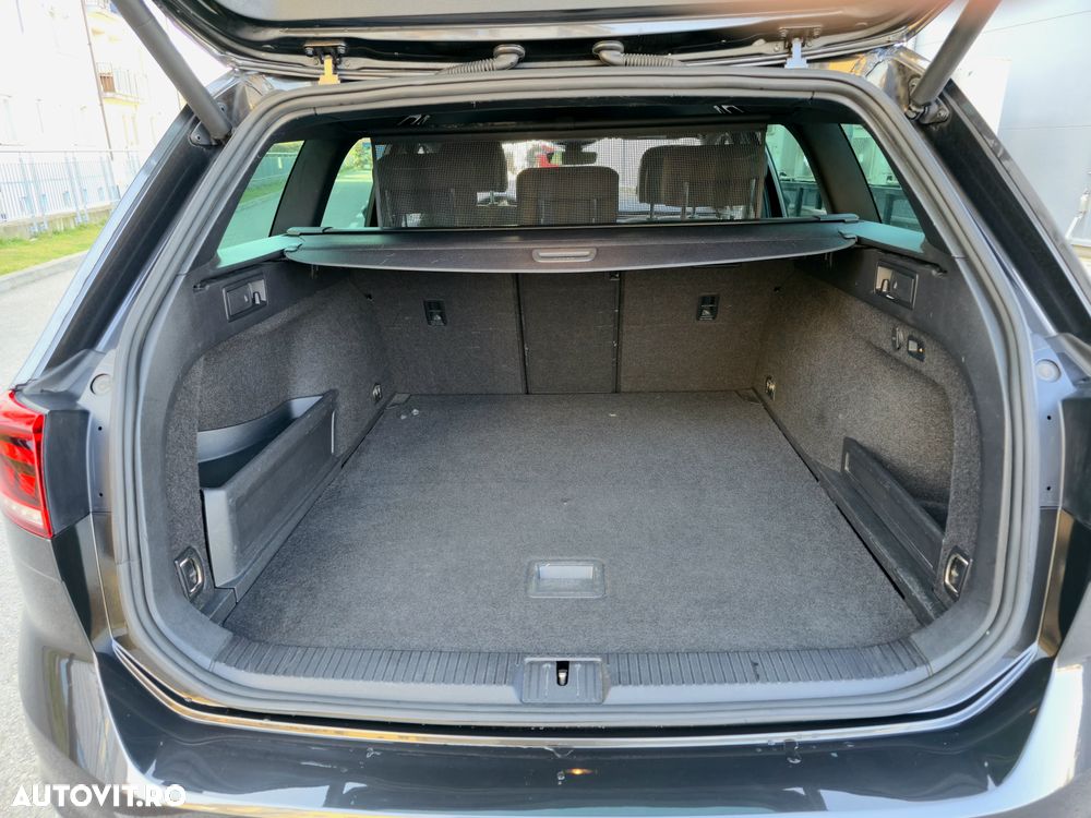 Volkswagen Passat - 9