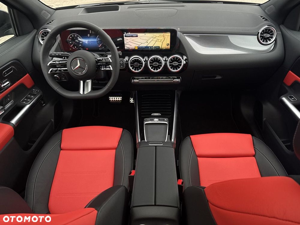 Mercedes-Benz GLA - 19