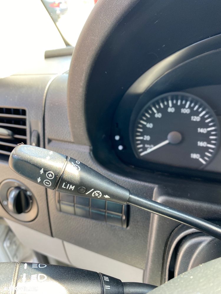 Mercedes-Benz Sprinter - 8