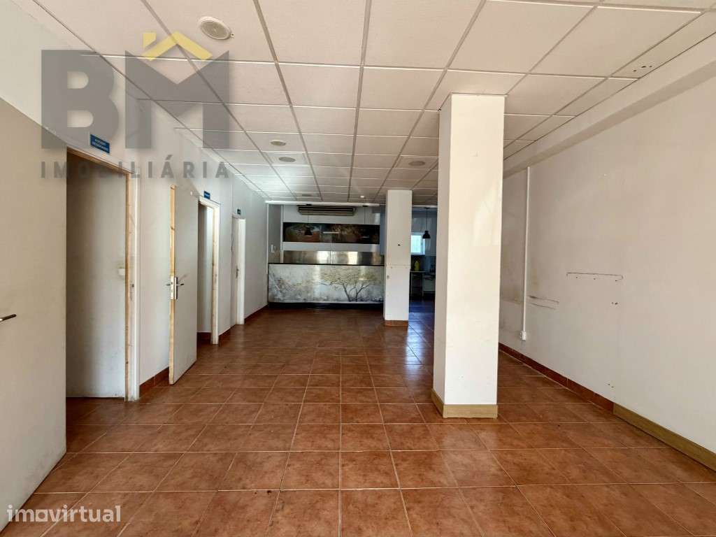 Espaço comercial para venda em Castelo Branco - Excelente oportunid... - Grande imagem: 2/17