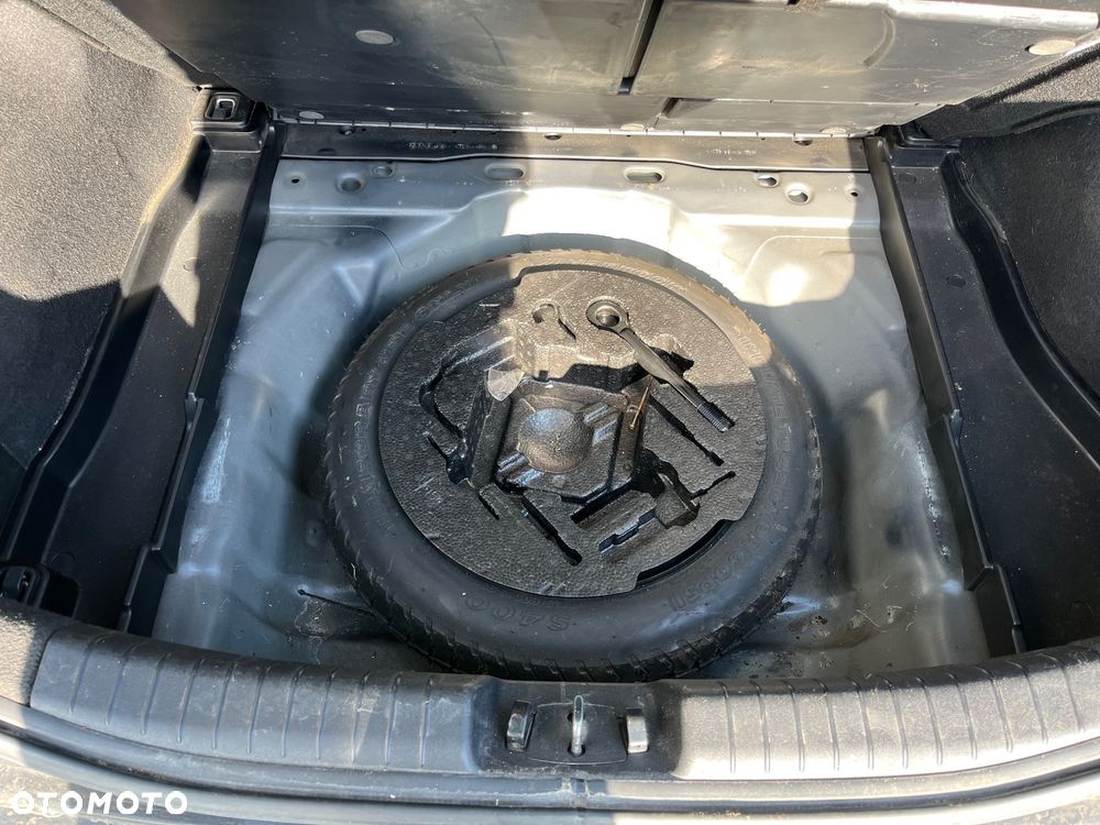 Kia Ceed 2.0 crdi Optimum + - 23