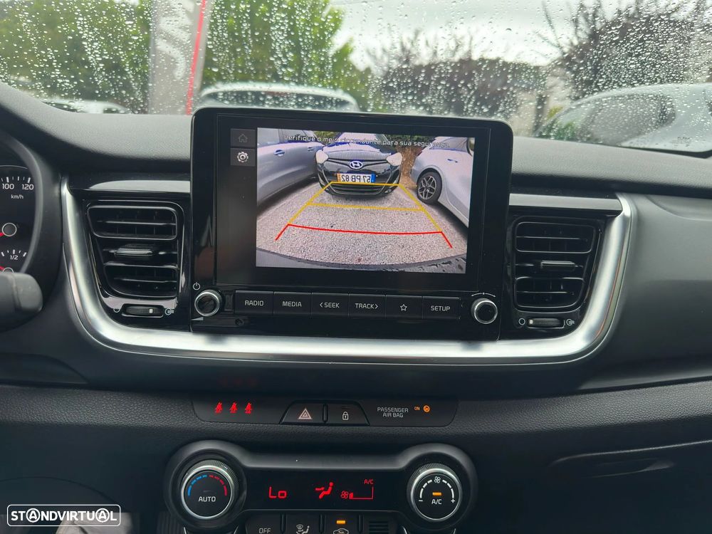 Kia Stonic 1.0 T-GDI Drive - 16