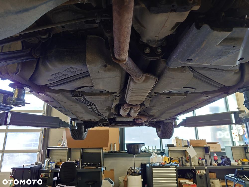 Mercedes-Benz CLK - 13