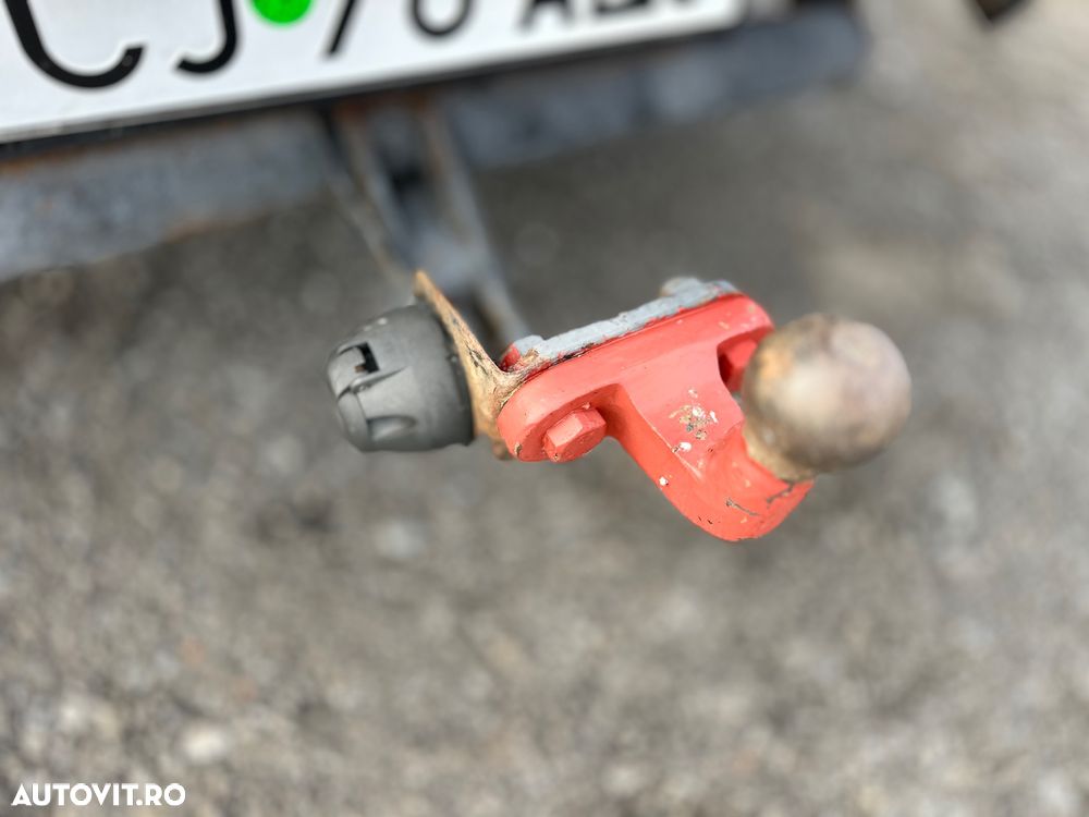 Suzuki Grand Vitara 1.9 DDiS Comfort DPF - 12