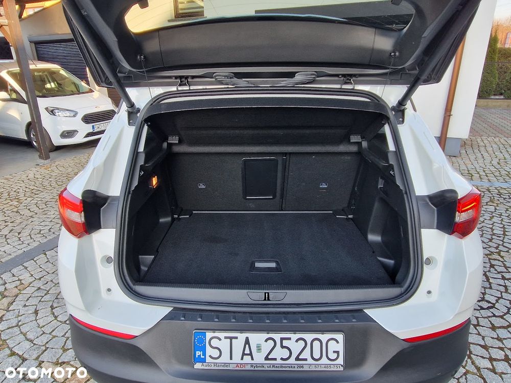 Opel Grandland X 1.2 Start/Stop Business Edition - 31