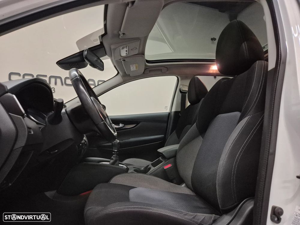 Nissan Qashqai 1.5 dCi N-Connecta J18 - 17