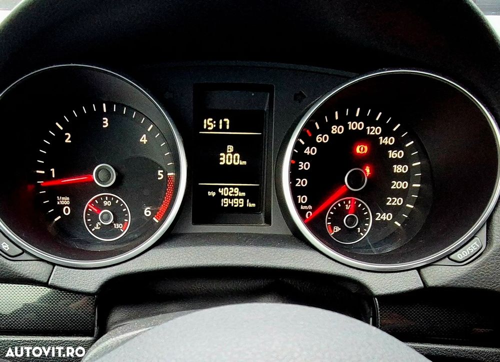 Volkswagen Golf 1.6 TDI BlueMotion Technology DPF Comfortline - 14