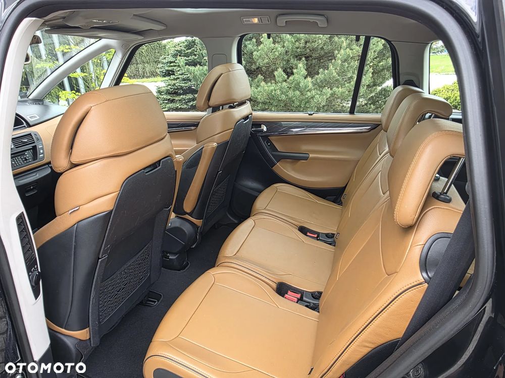 Citroën C4 Grand Picasso 2.0 HDi Equilibre Navi Exclusive MCP - 23