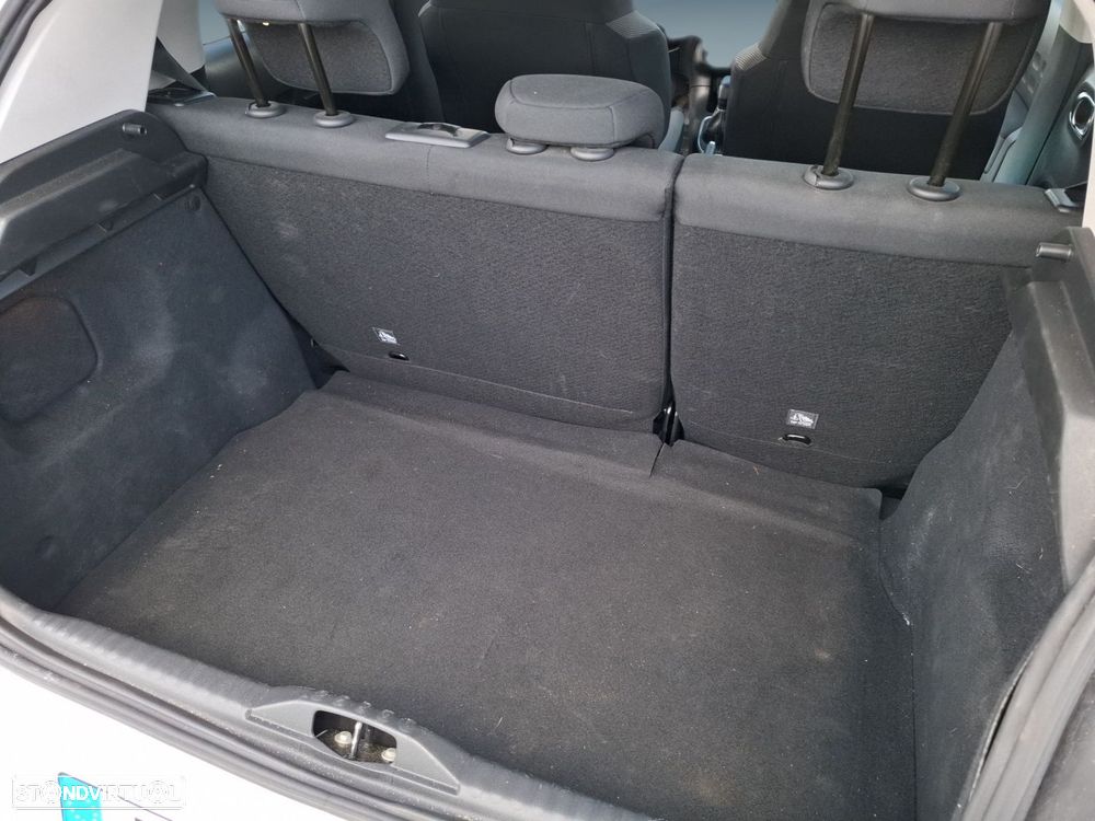 Citroën C3 1.2 PureTech Shine - 23