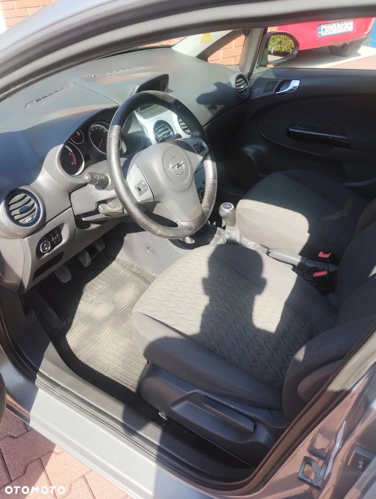 Opel Corsa 2014 photo 4