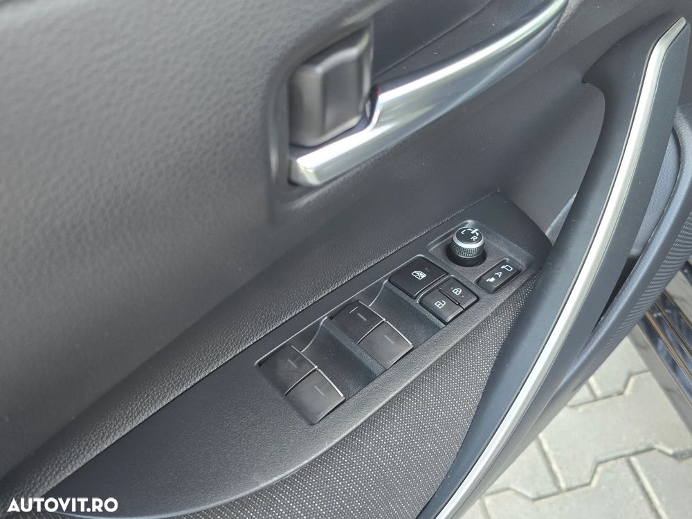 Toyota Corolla - 7