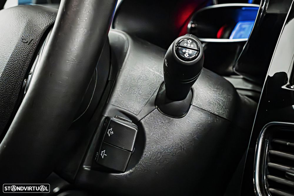 Renault Clio 1.5 dCi Limited EDition - 20