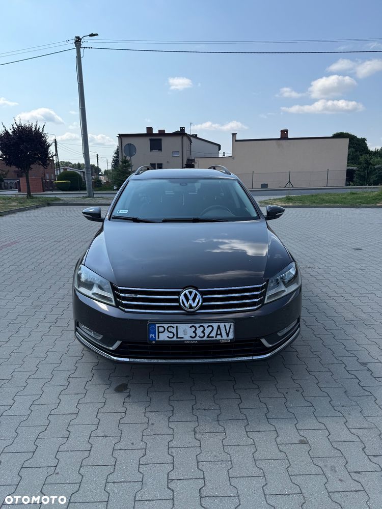 Volkswagen Passat - 2
