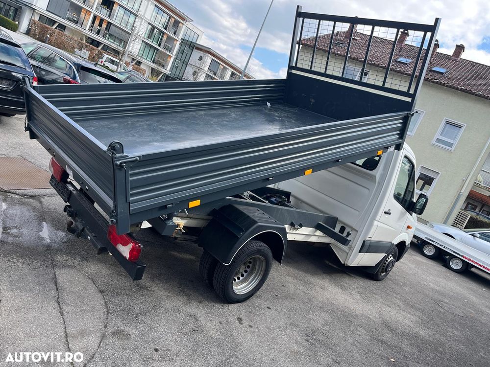 Mercedes-Benz Sprinter - 4