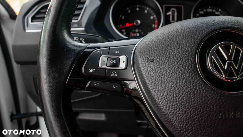 Volkswagen Tiguan 1.4 TSI BMT Comfortline - 15