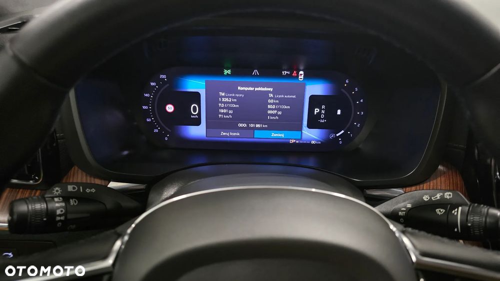 Volvo XC 60 B4 D AWD Plus Dark - 27