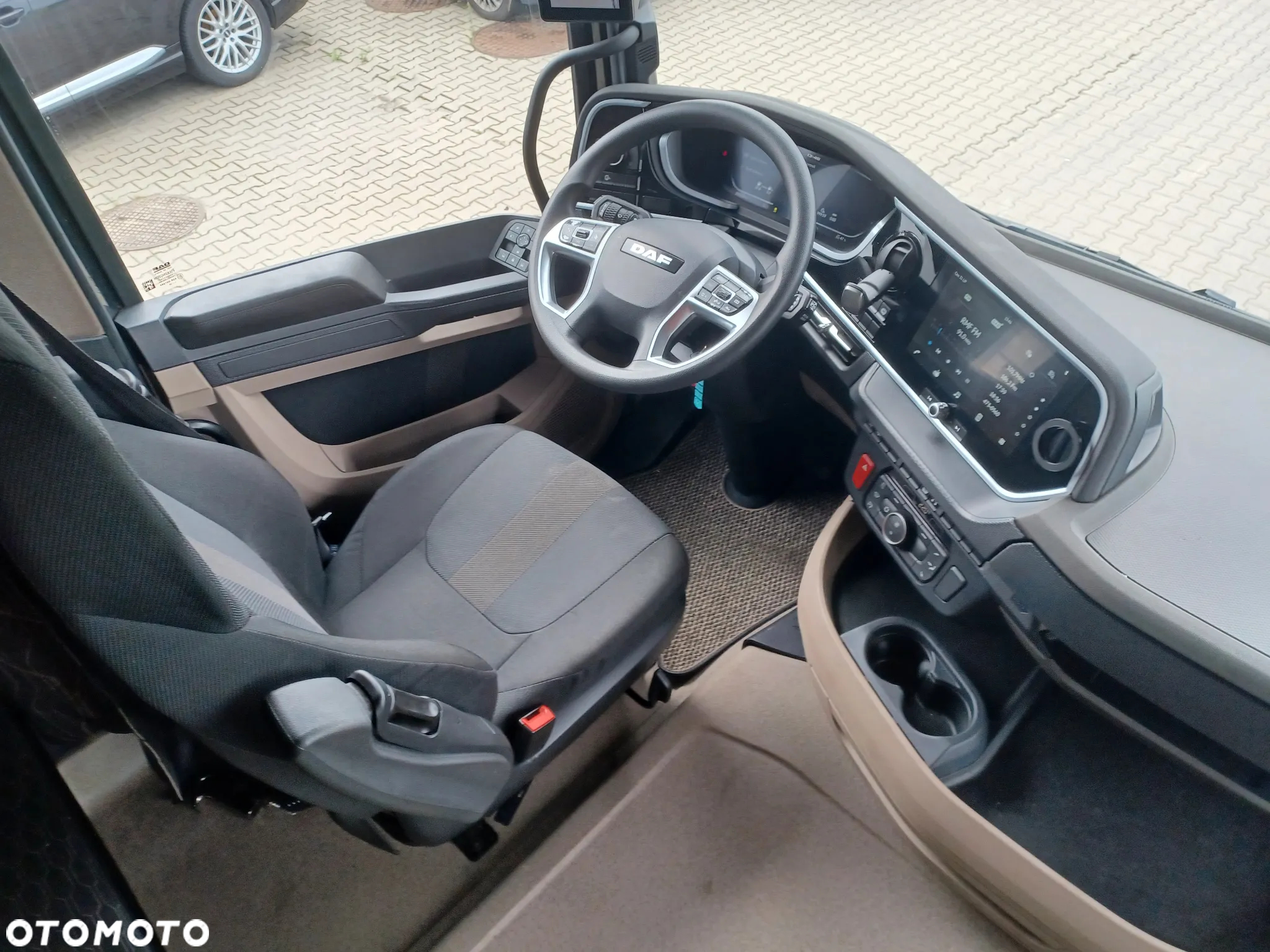 DAF 480 XG cab  (31574) - 14