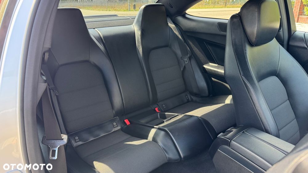 Mercedes-Benz Klasa C 250 (BlueEFFICIENCY) 7G-TRONIC - 30