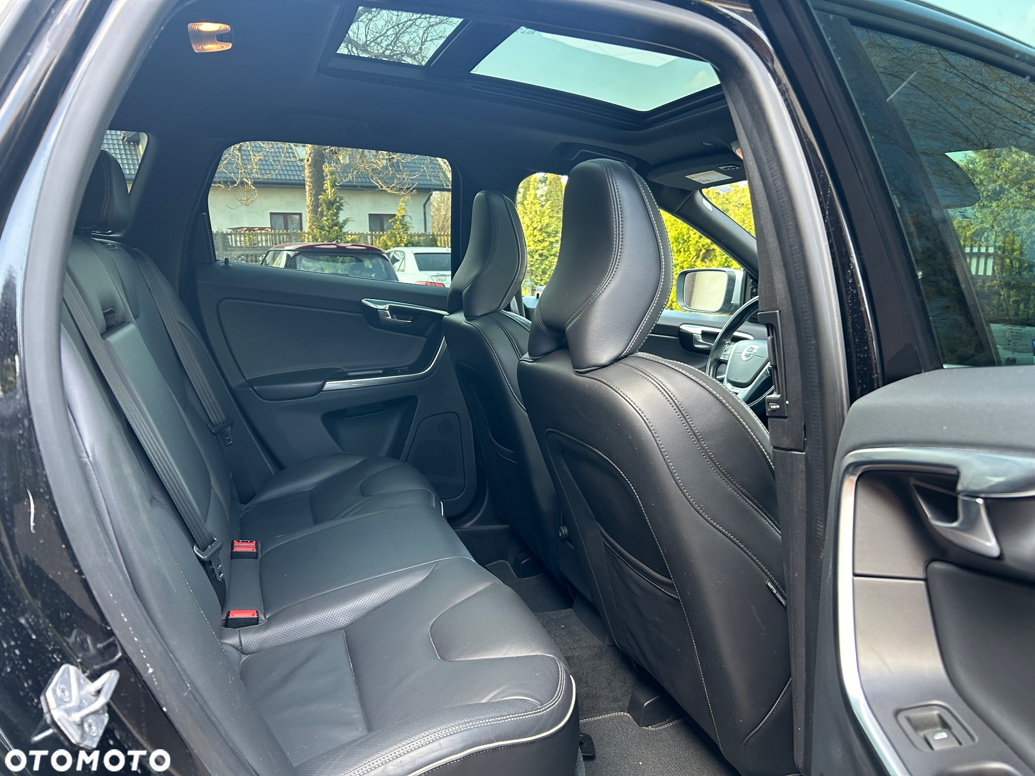 Volvo XC 60 T6 Drive-E R-Design Summum - 10
