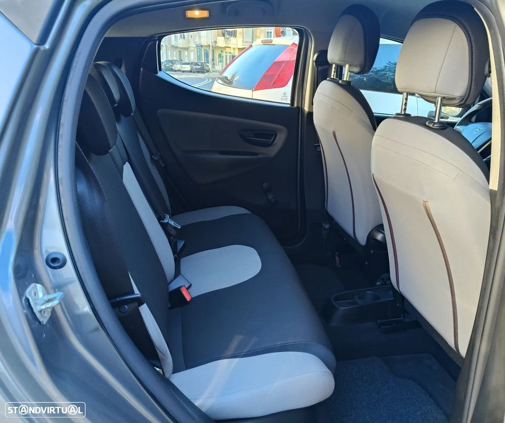 Lancia Ypsilon 1.2 S&S Platinum - 19