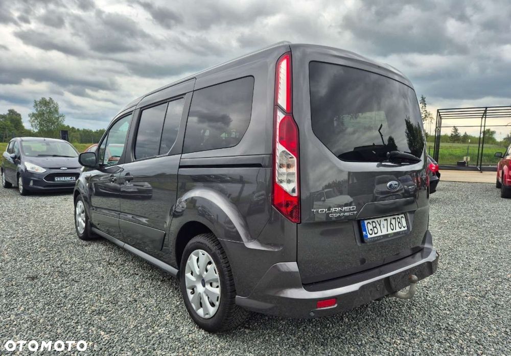 Ford Tourneo Connect Grand - 27