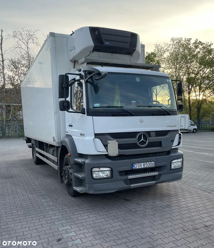 Mercedes-Benz AXOR - 1