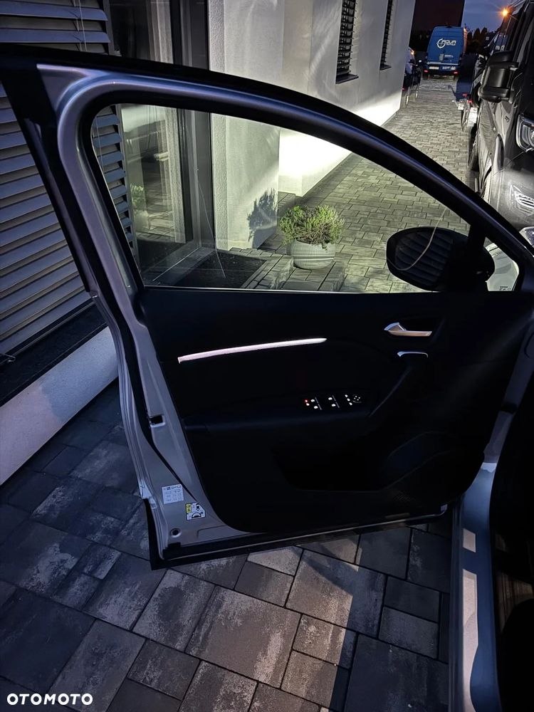 Renault Captur 1.0 TCe Intens - 23