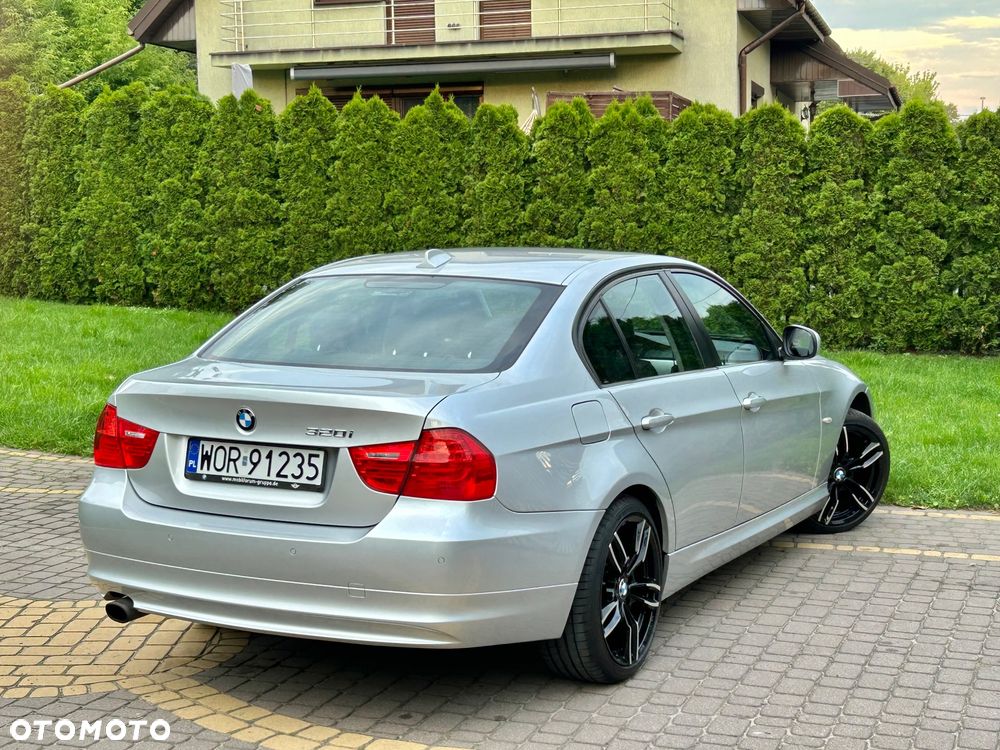 BMW Seria 3 - 22
