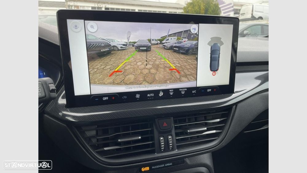 Ford Focus SW 1.0 EcoBoost ST-Line X — fotografia 11