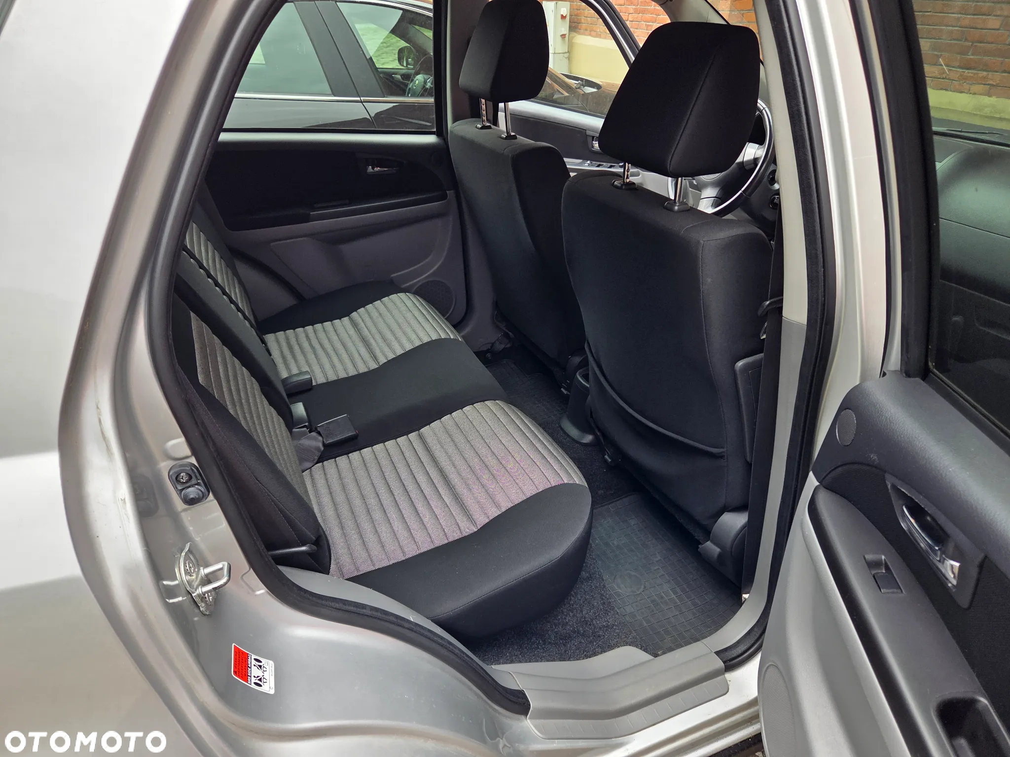 Suzuki SX4 1.6 Comfort 4WD - 16