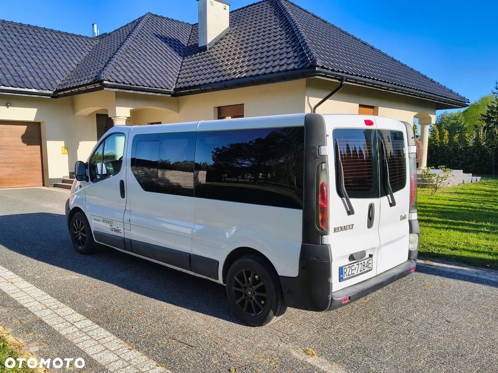 Renault Trafic - 10