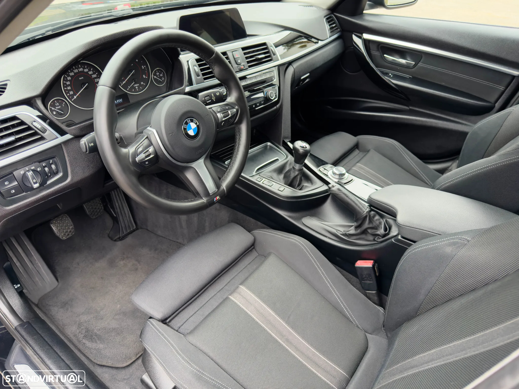 BMW 318 d Line Sport - 7