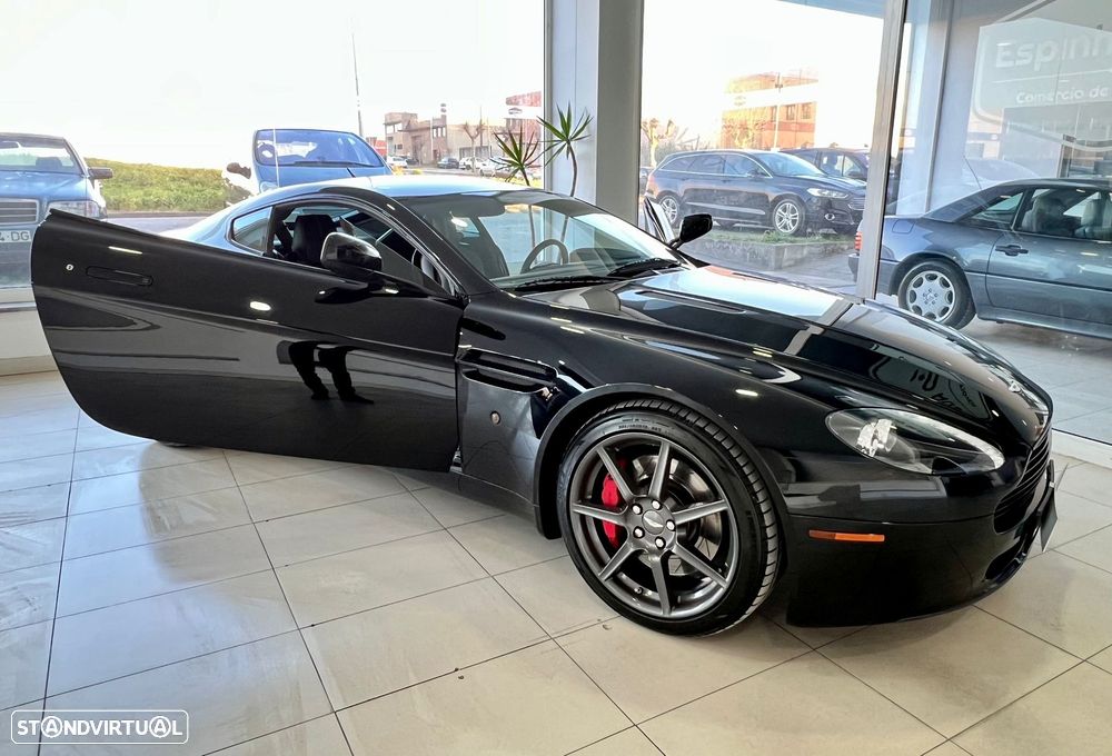 Aston Martin Vantage Coupe V8 Sportshift - 12