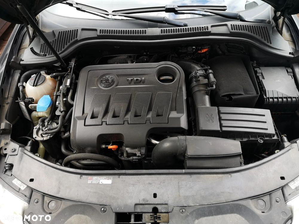 Skoda Superb 2.0 TDI DSG Elegance - 7