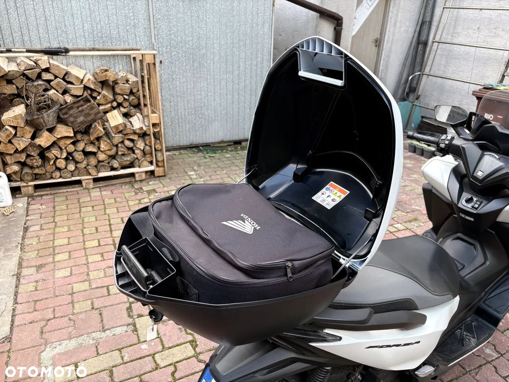 Honda NSS - 5