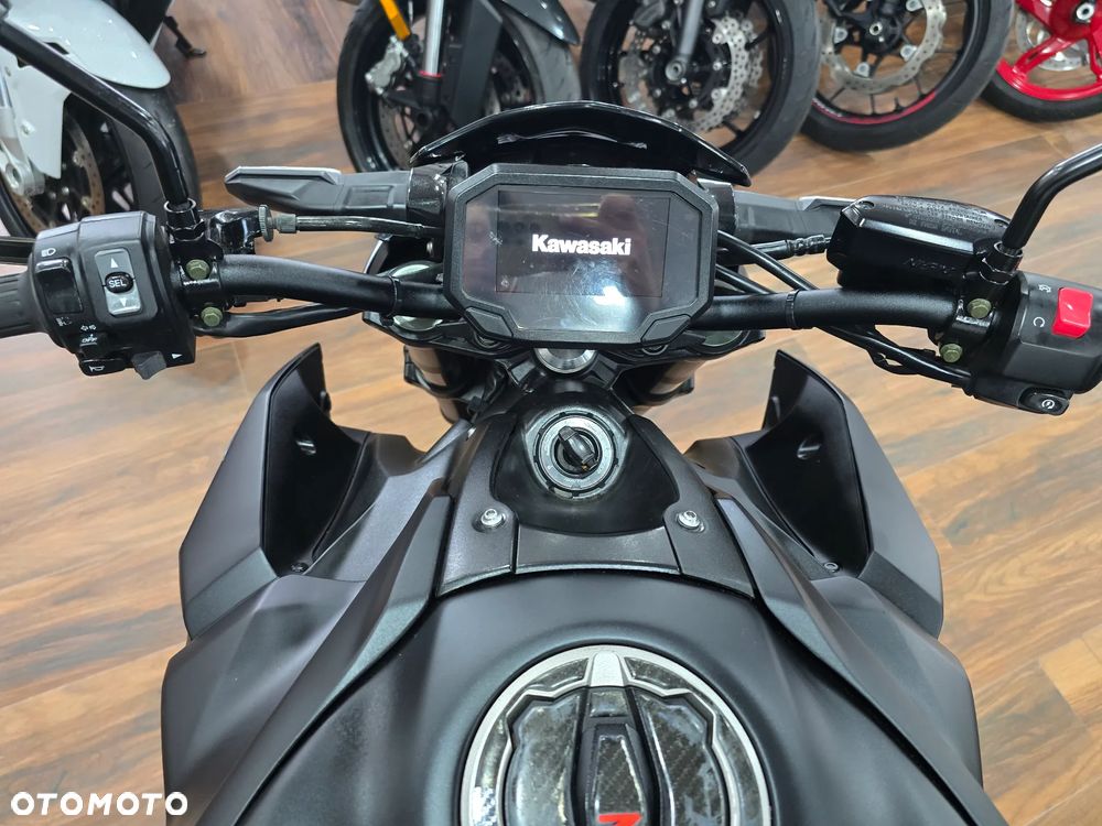 Kawasaki Z - 11