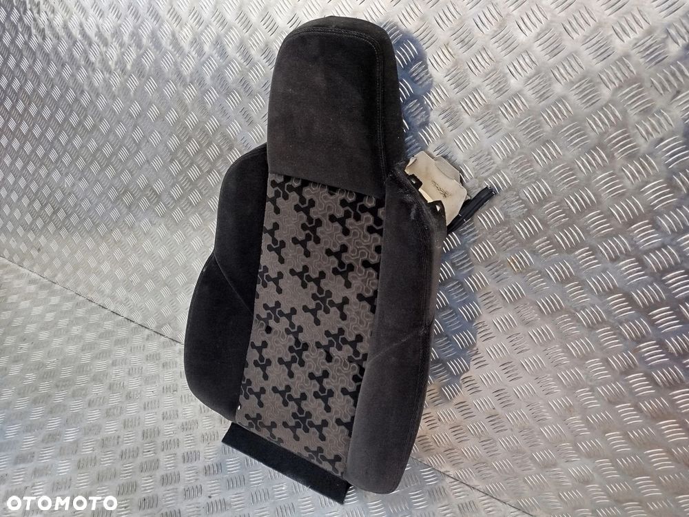 OPARCIE WENTYLOWANE PODGRZEWANE FOTELA RECARO SCANIA - 2