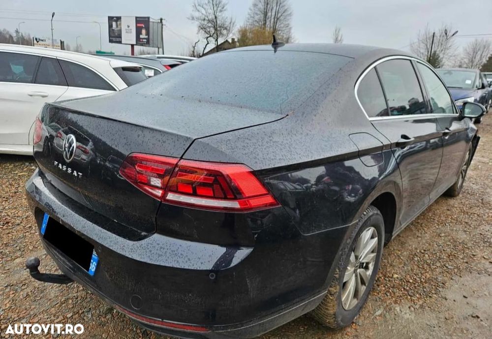 Volkswagen Passat 2.0 TDI DSG Advance - 2
