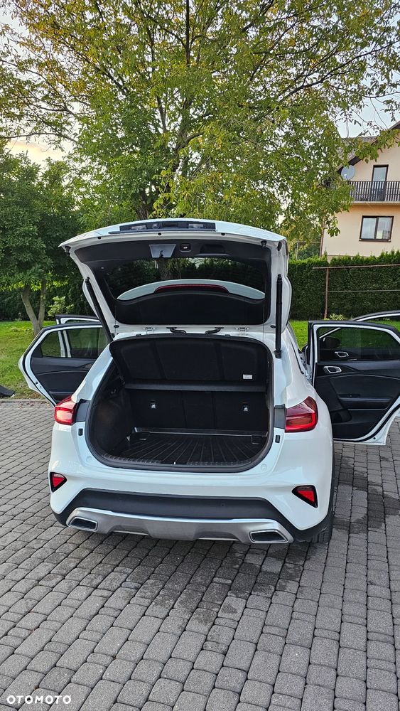 Kia XCeed 1.6 CRDi mHEV L Business Line DCT - 16