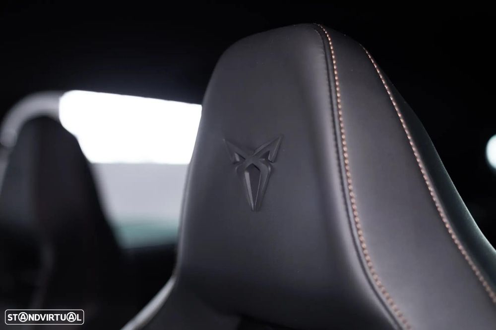 Cupra Formentor 1.4 e-Hybrid DSG VZ - 29