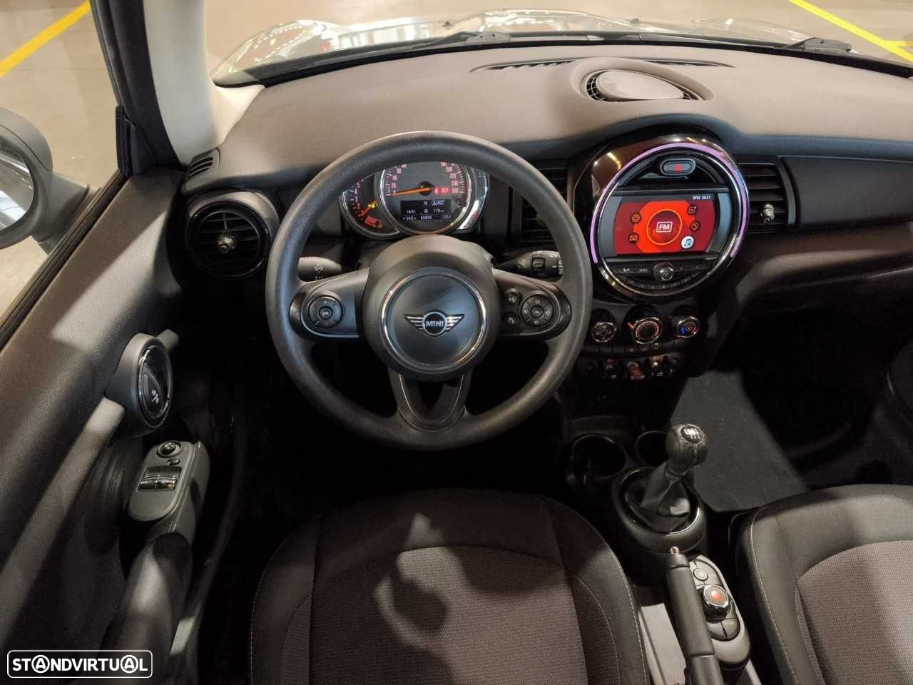 MINI 3 Portas One - 12