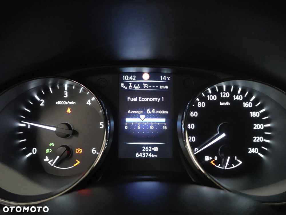 Nissan Qashqai 1.6 dCi DPF Start/Stop tekna - 37