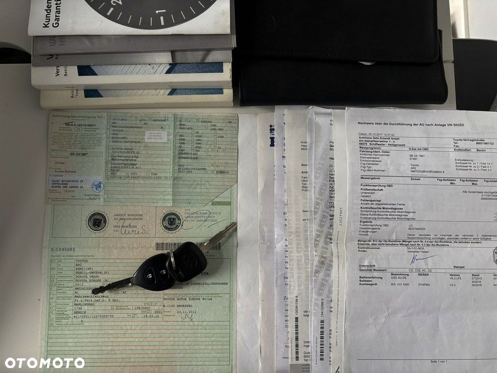 Toyota Verso 1.8 Premium 7os - 33