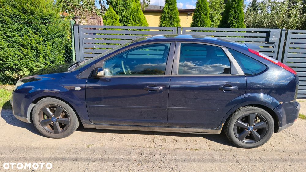 Ford Focus 1.6 TDCi DPF Titanium - 4
