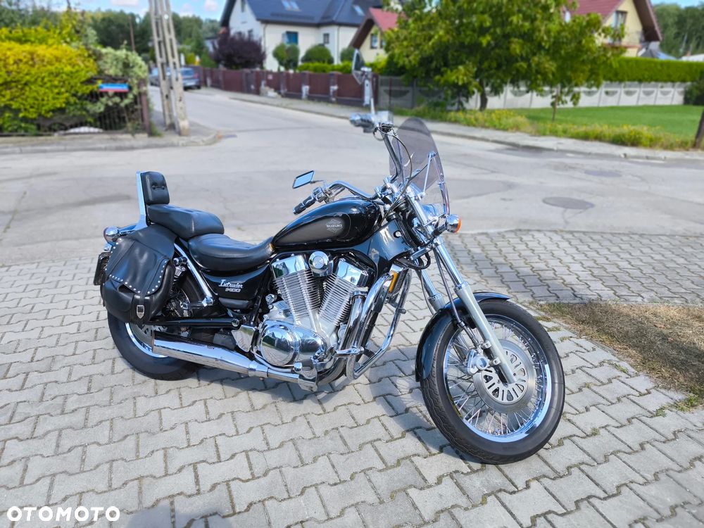 Suzuki Intruder - 2
