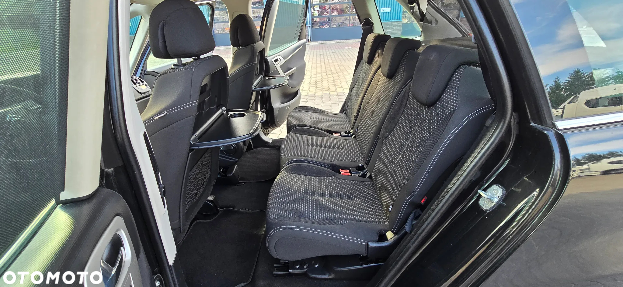 Opel Zafira - 8
