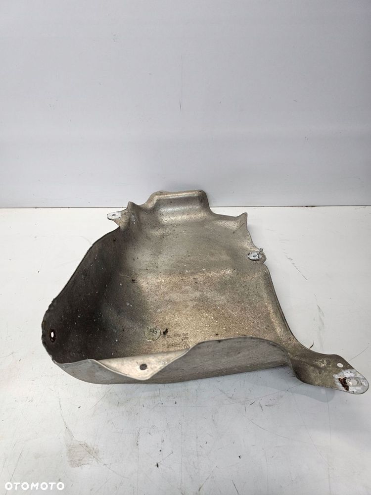 OSŁONA TERMICZNA AUDI A3 LIFT VW GOLF 1K0825721A - 3
