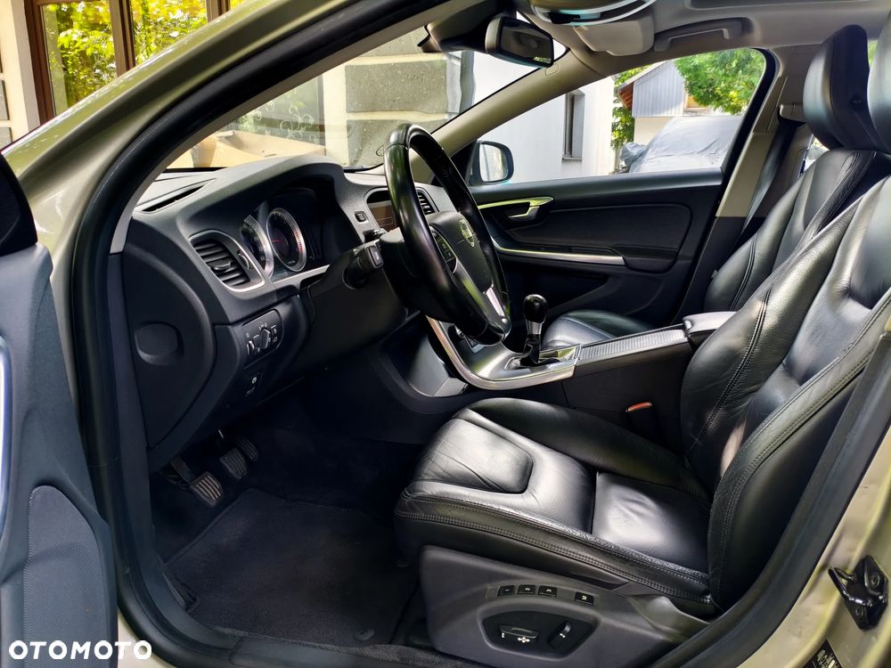Volvo S60 DRIVe Summum - 22